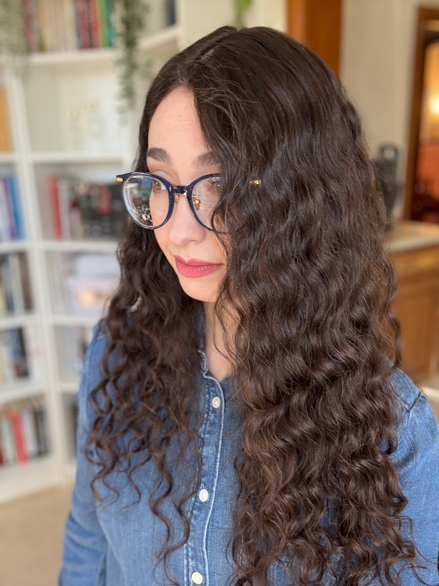Nola 26" Silk Top Wig