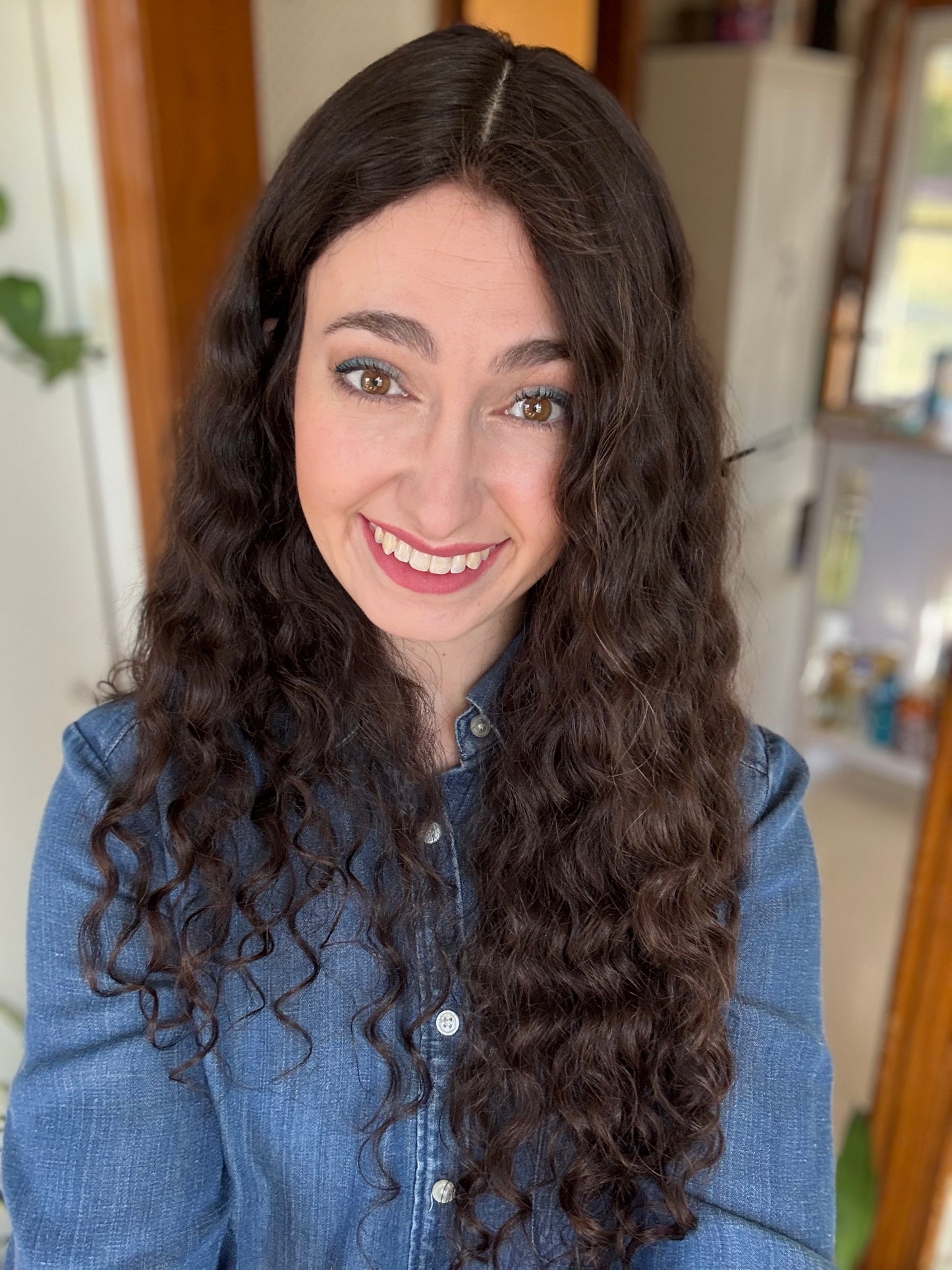 Nola 26" Silk Top Wig