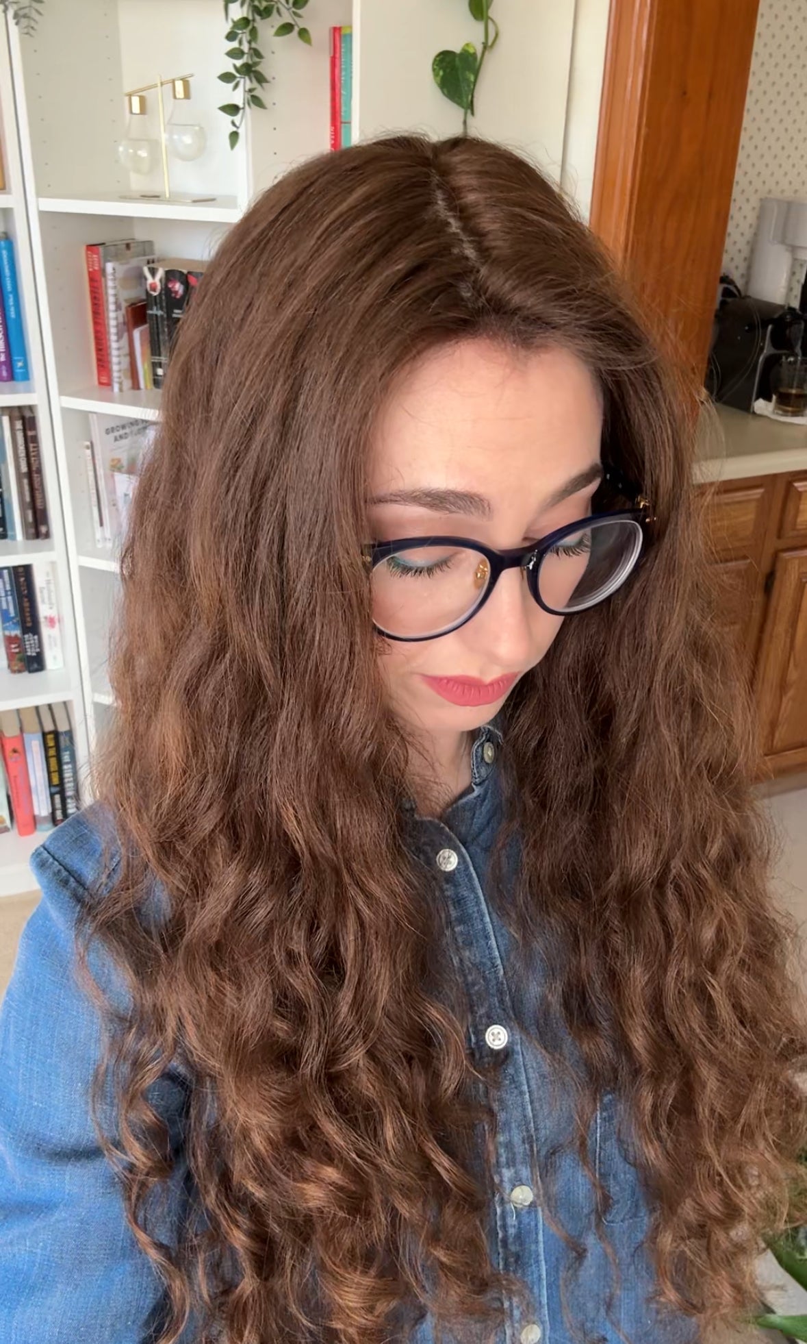 Addie 30" Silk Top Wig (M) - Tousled Hair