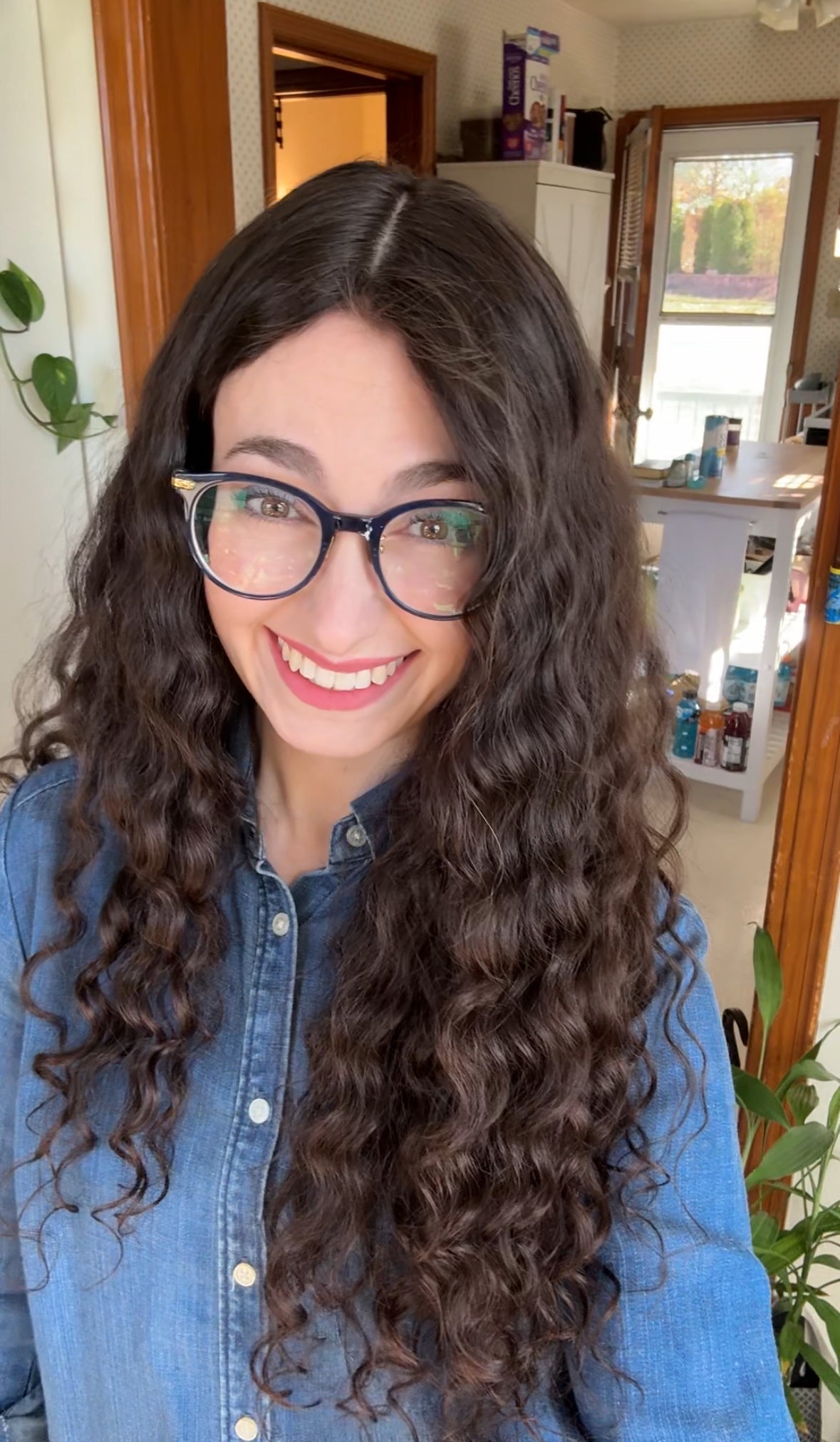 Nola 26" Silk Top Wig - Tousled Hair