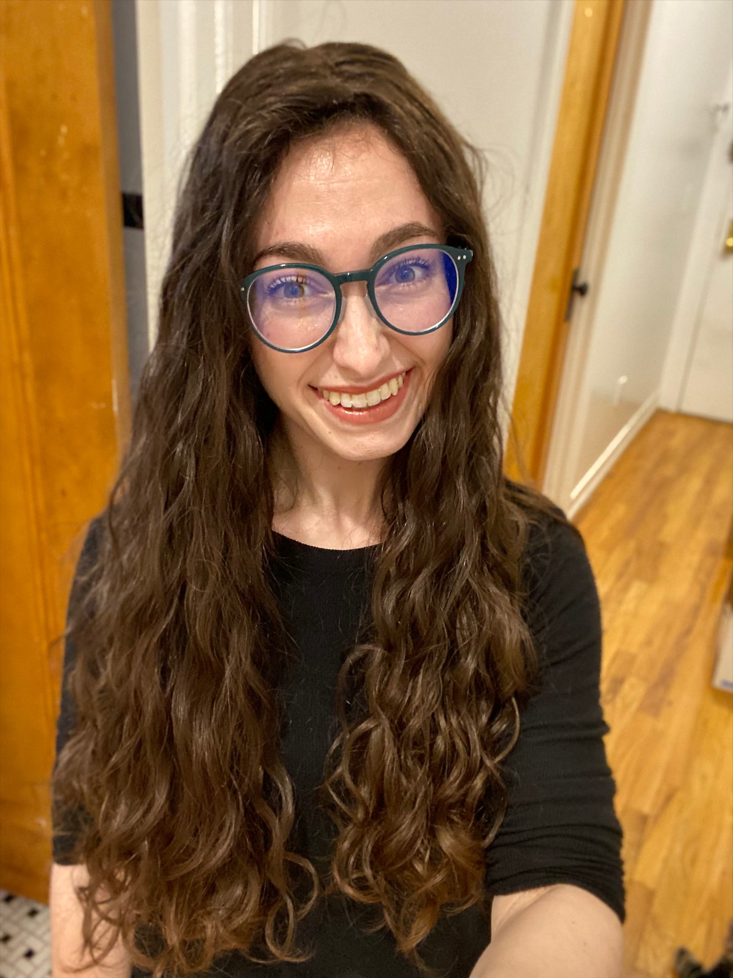 Colette Topper 22-24" 8x8 - Topper - Tousled Hair