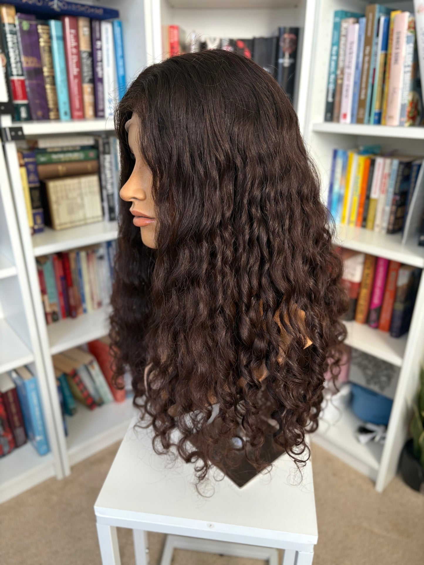 Nola 24" Lace Top Wig (M)