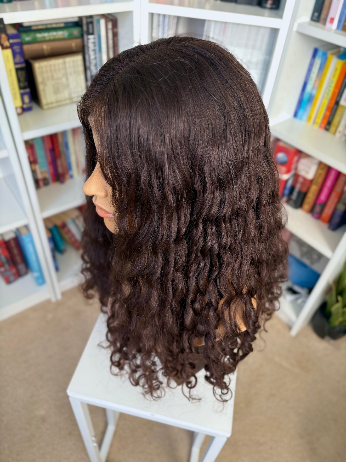 Nola 24" Lace Top Wig (M)