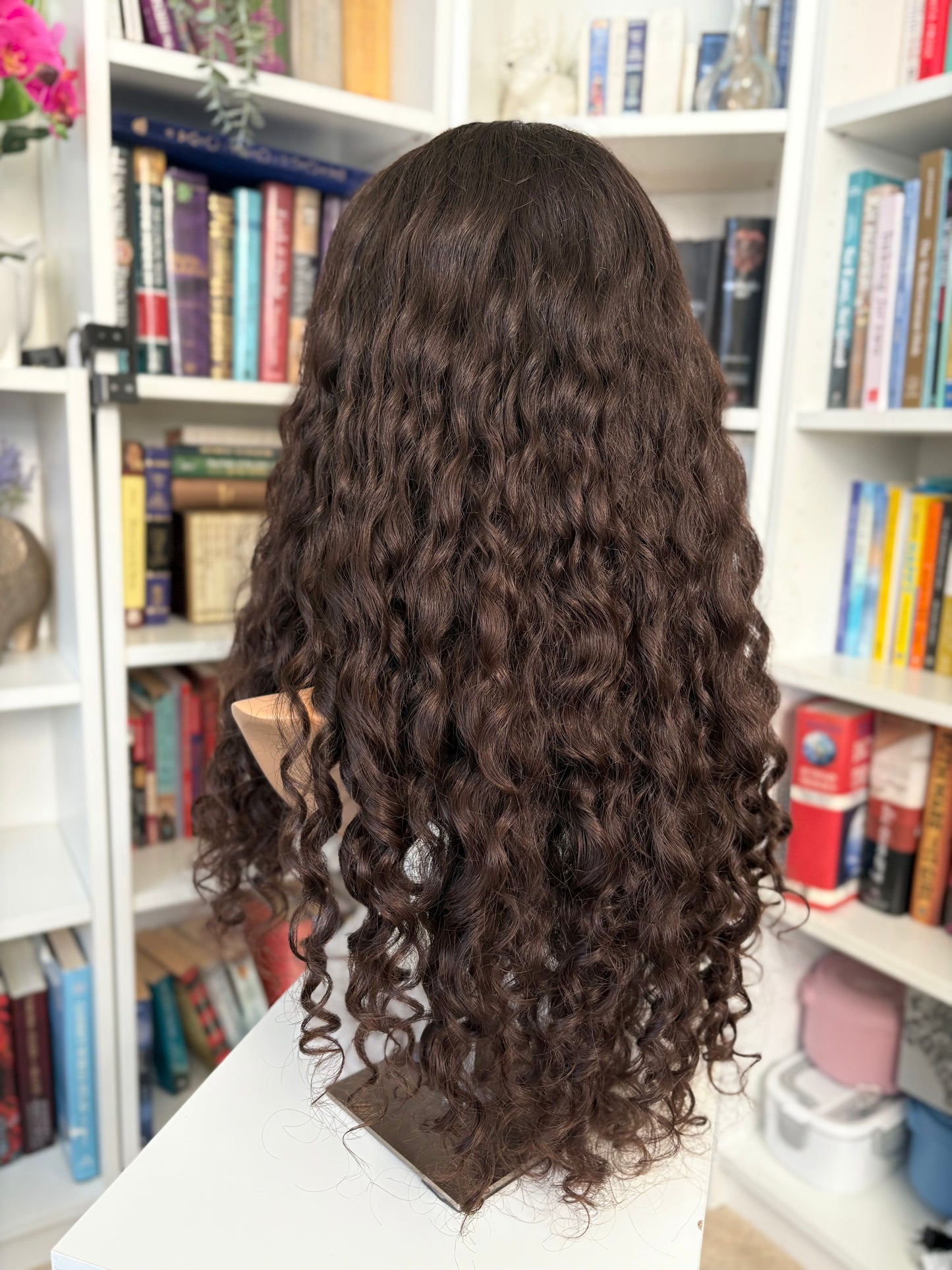 Nola 24" Lace Top Wig (M)