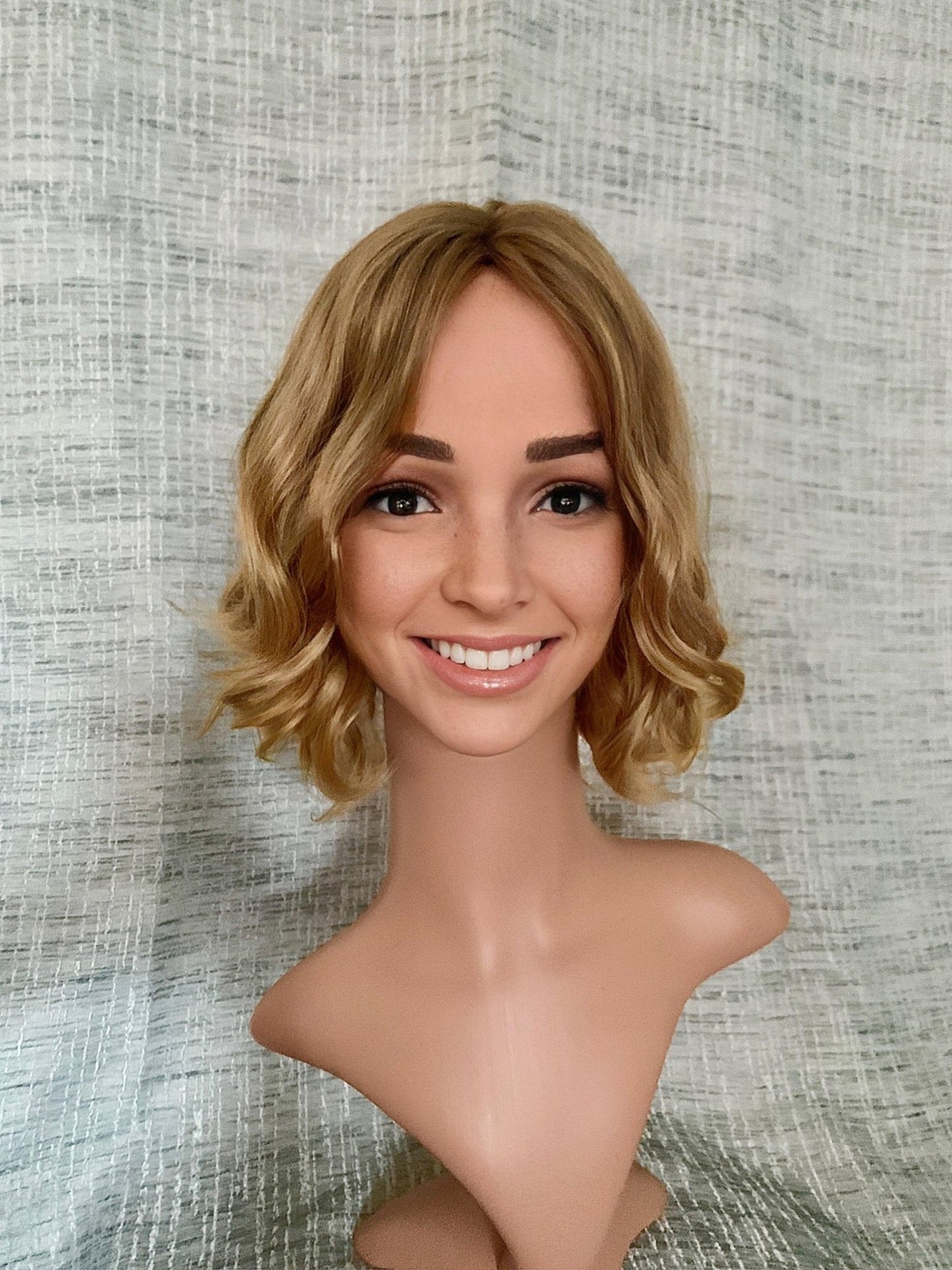 Bonnie Topper with Natural Ombre 14" 8x8 (Virgin) - Topper - Tousled Hair