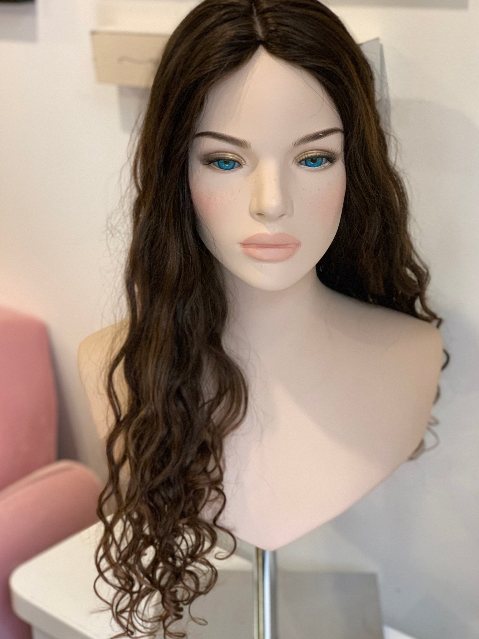 Genevieve Silk Topper 22" 9x9 - Topper - Tousled Hair