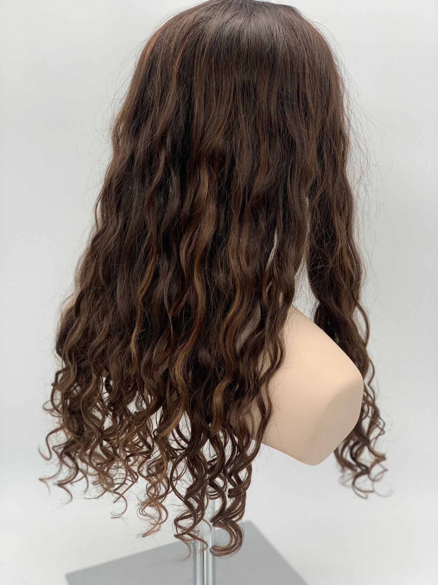 Genevieve Silk Topper 22" 9x9 - Topper - Tousled Hair