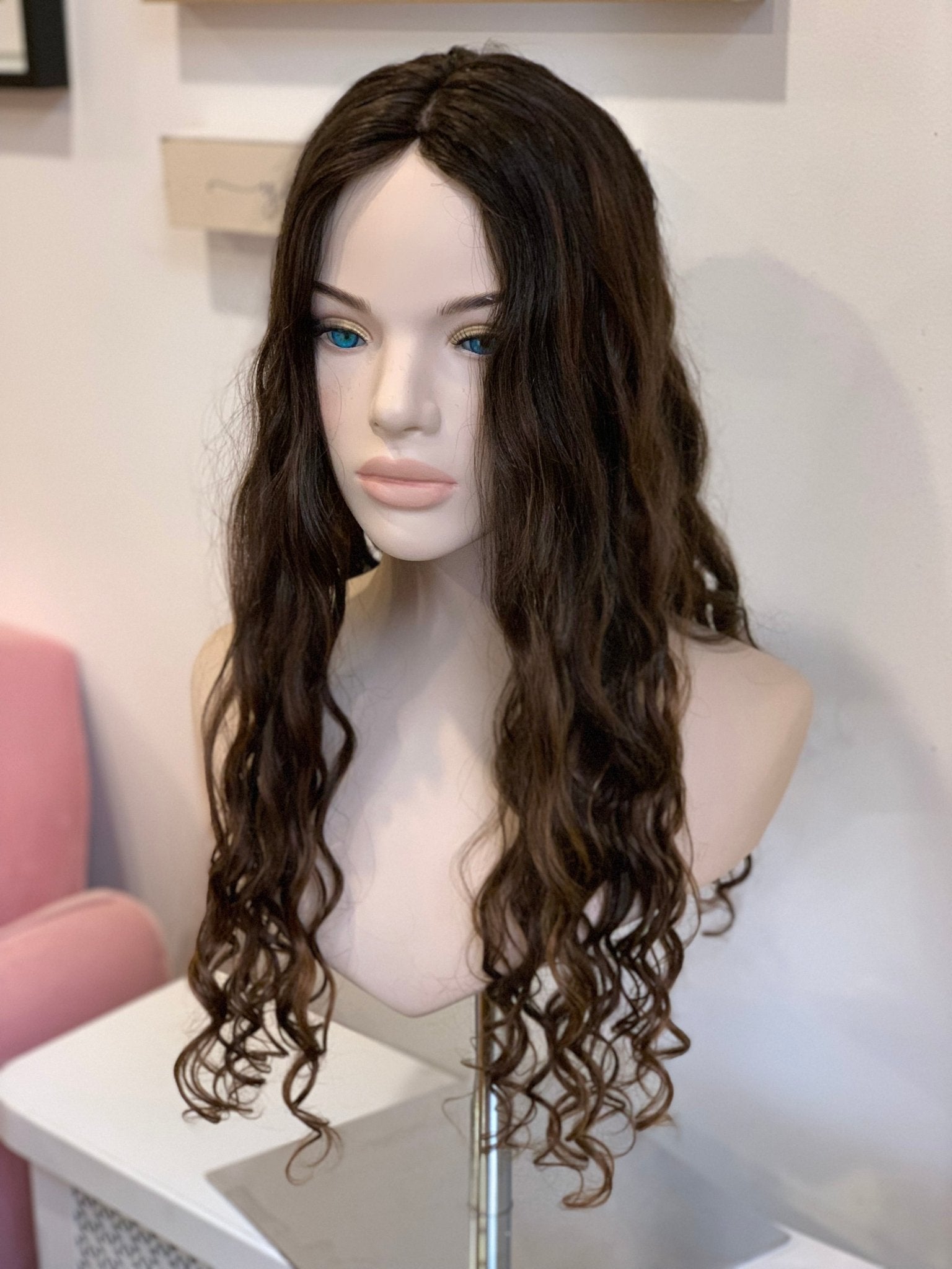 Genevieve Silk Topper 22" 9x9 - Topper - Tousled Hair