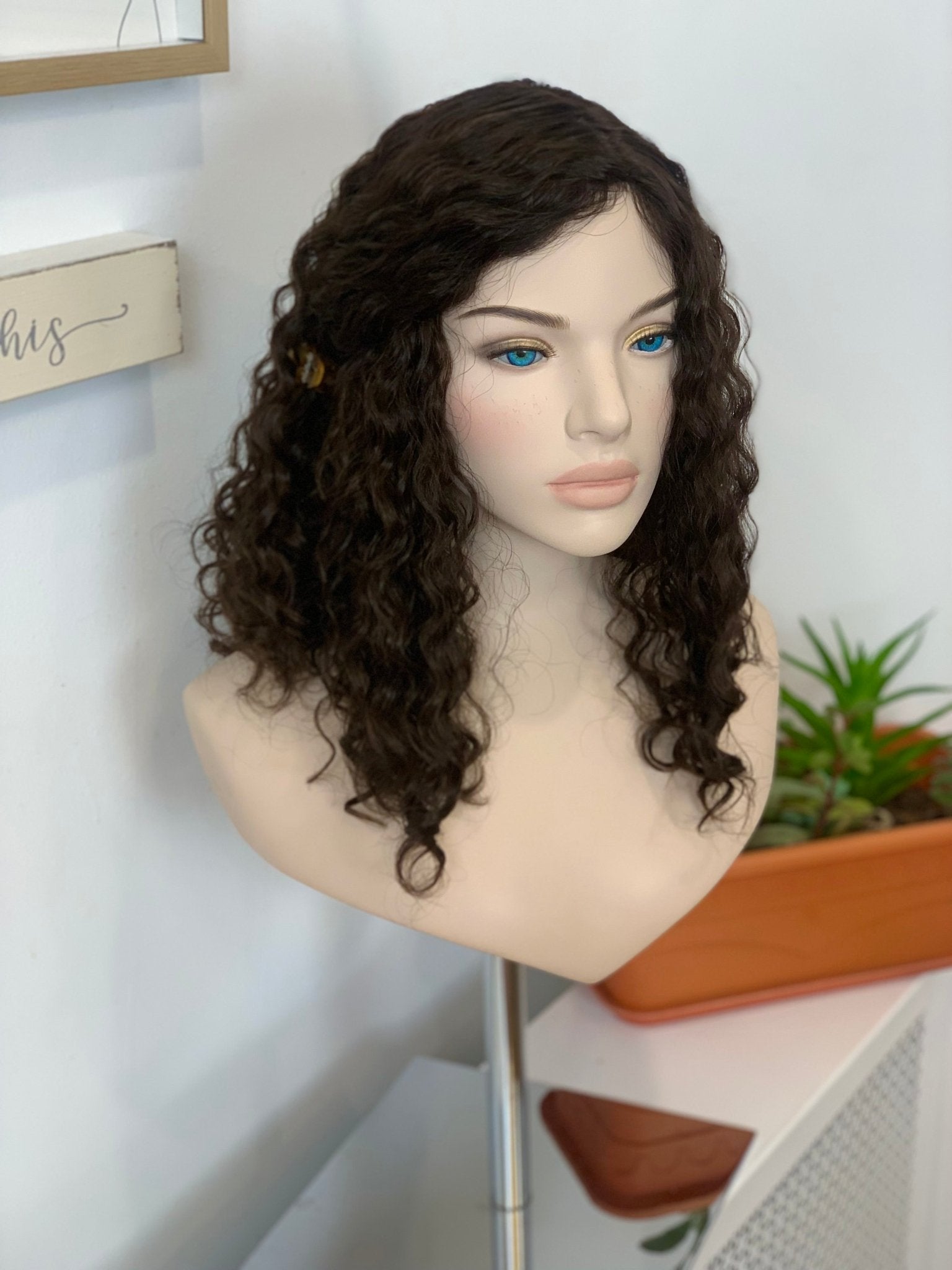 Nola 19" Silk Top Wig (S) - Wigs - Tousled Hair