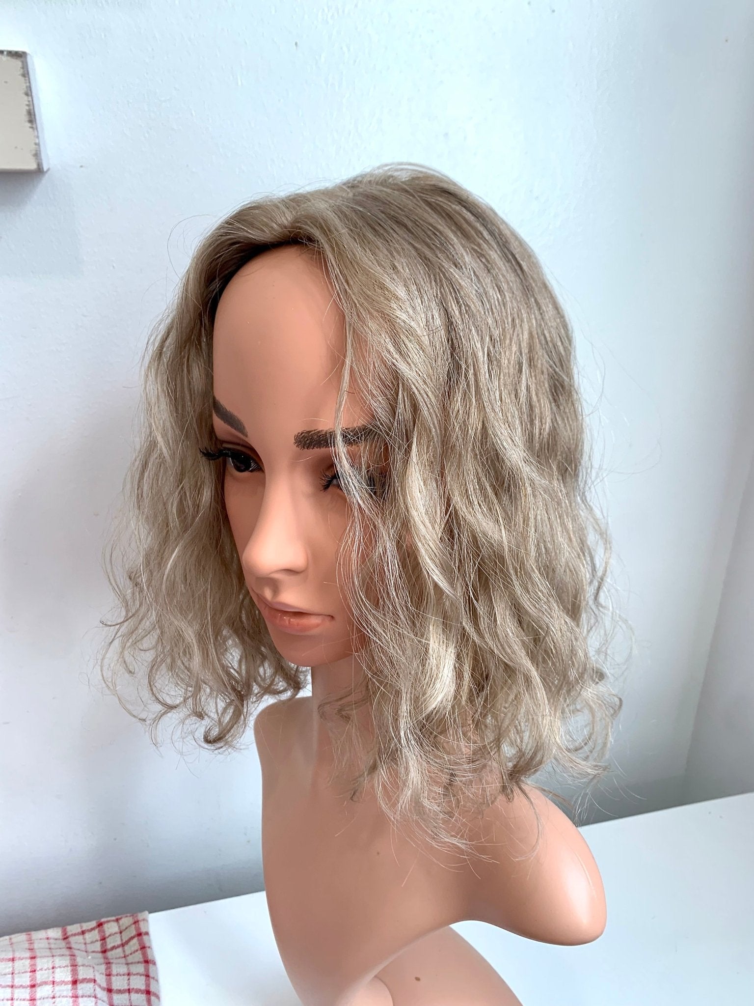 Selma Topper 12-14" 8x8 - Topper - Tousled Hair