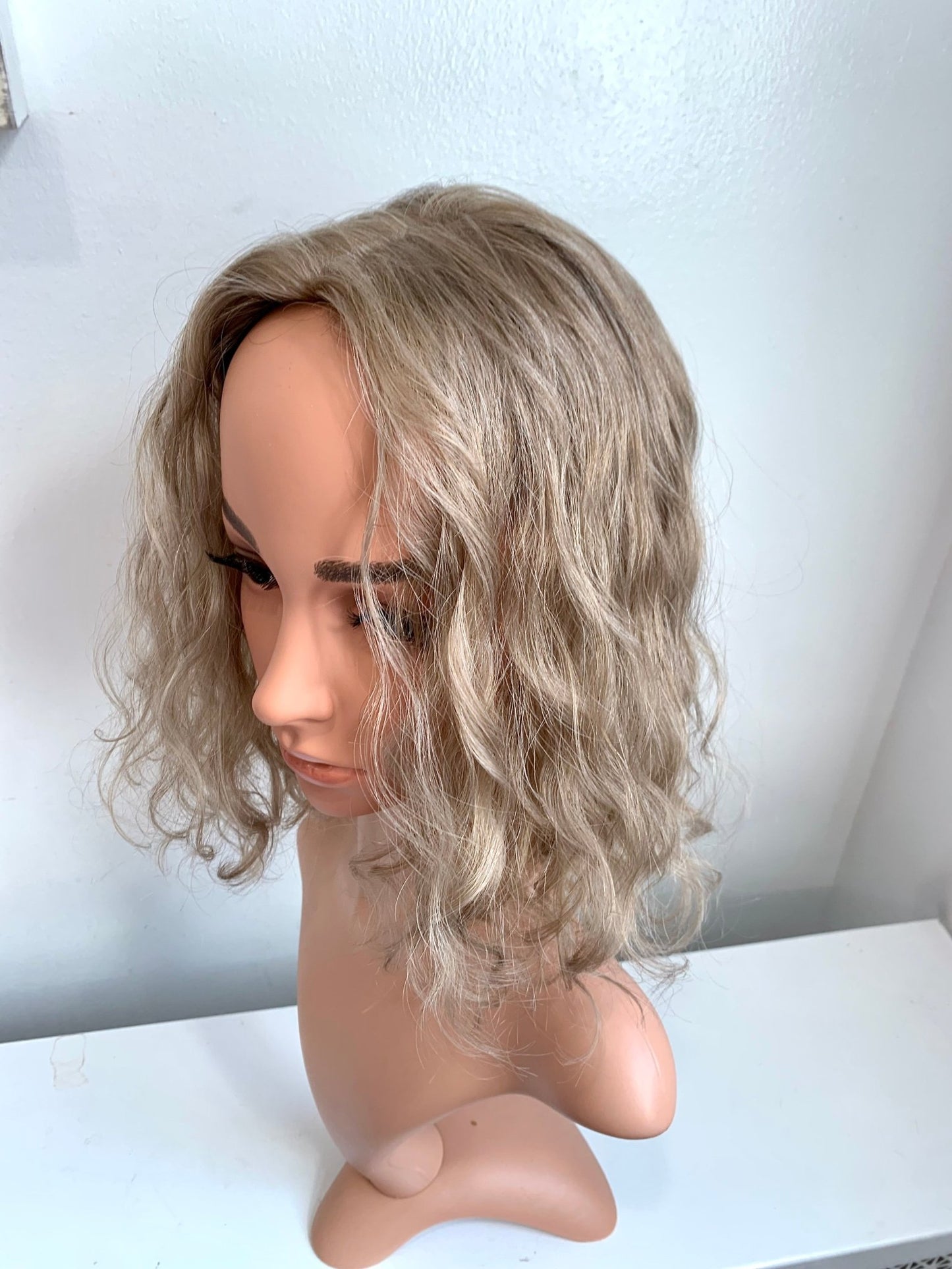 Selma Topper 12-14" 8x8 - Topper - Tousled Hair